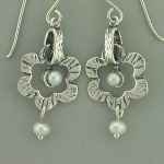 Dangling Pearls Earrings