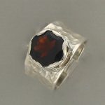 Red Rose Garden Ring