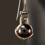 Possiblo Red Earrings