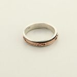 Red Bow Spinner Band