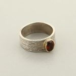 Red Point Ring