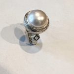 The Pearl on Top Ring