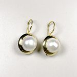 Dangling Pearl Earrings